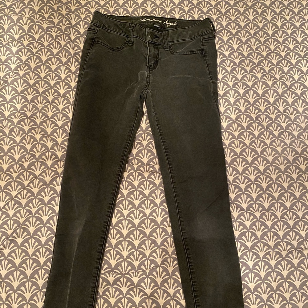 Black Size 2 American Eagle Jeans.
